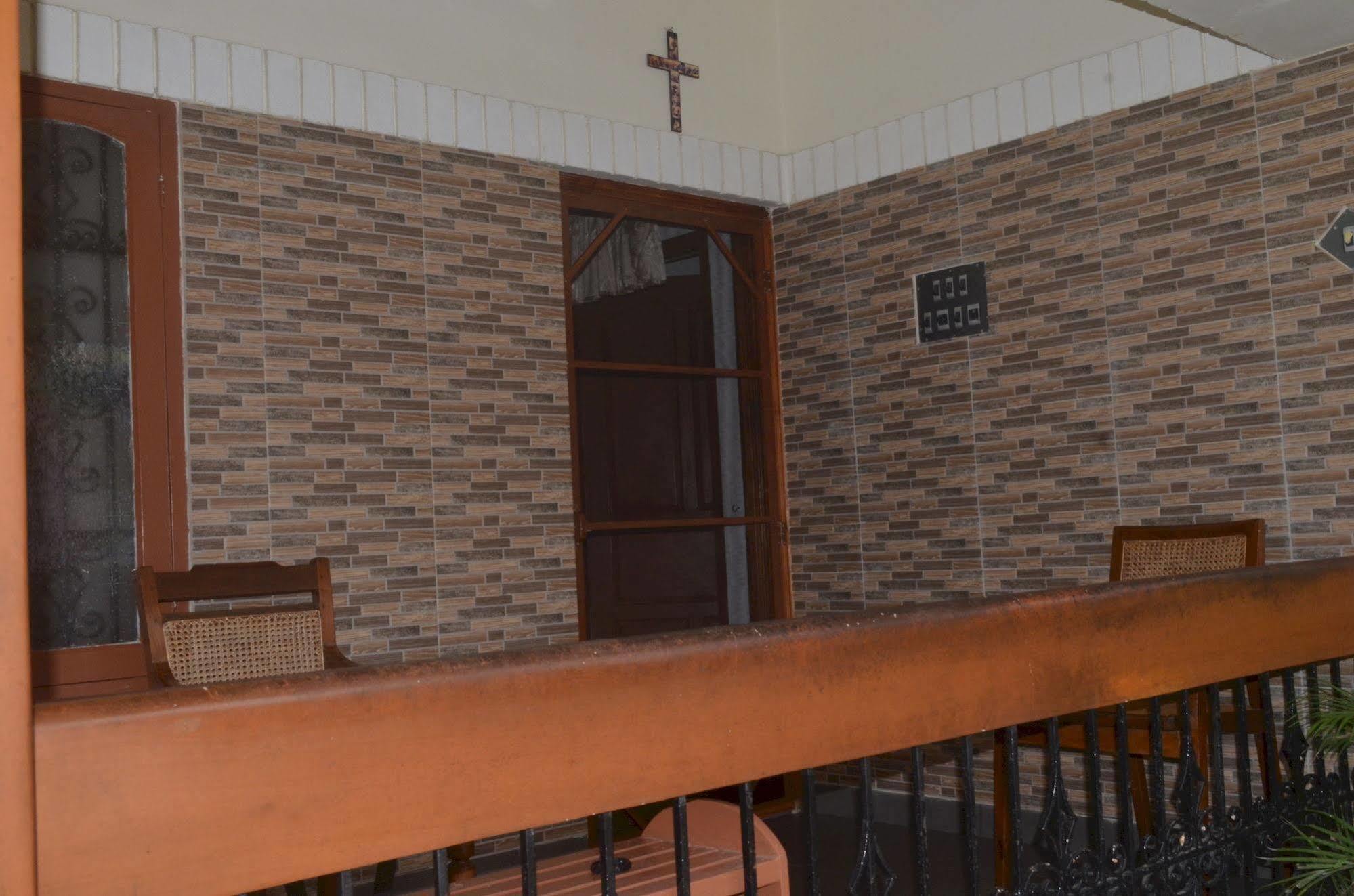 Aroma Home Stay Kochi Exterior foto